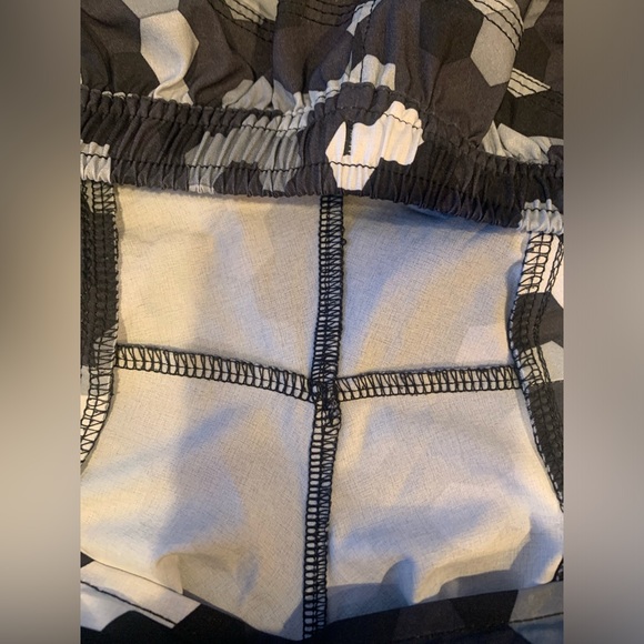 Athleta shorts size Medium - Picture 3 of 3